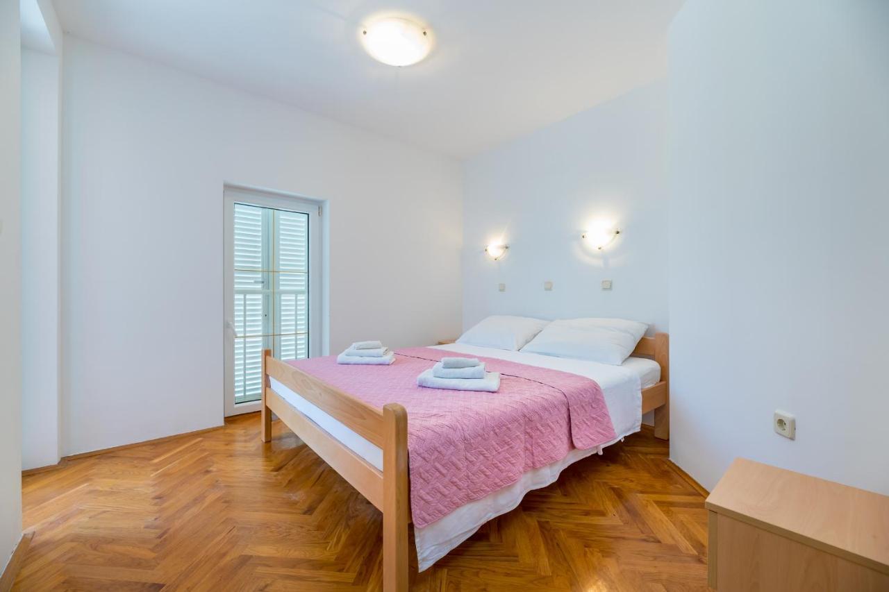 Apartments Melania & Antonia Baška Dış mekan fotoğraf