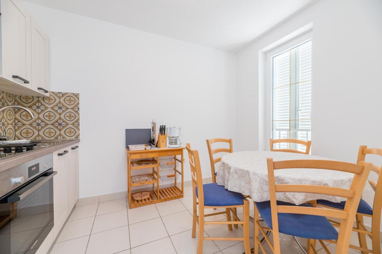 Apartments Melania & Antonia Baška Dış mekan fotoğraf
