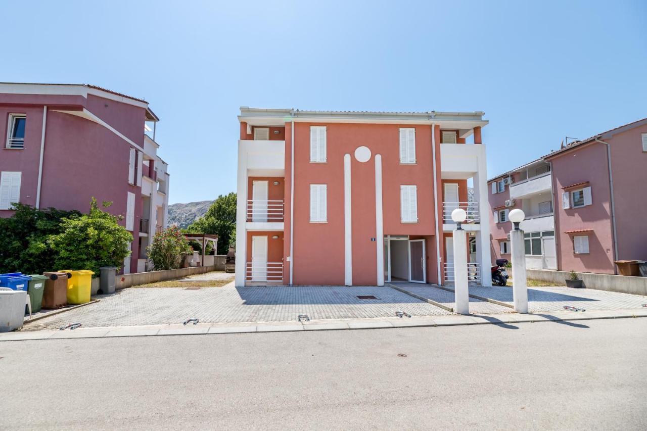 Apartments Melania & Antonia Baška Dış mekan fotoğraf