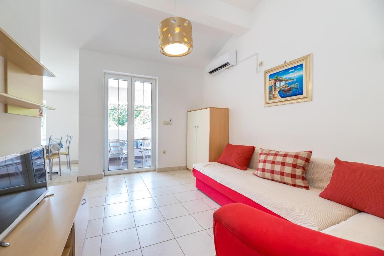 Apartments Melania & Antonia Baška Dış mekan fotoğraf