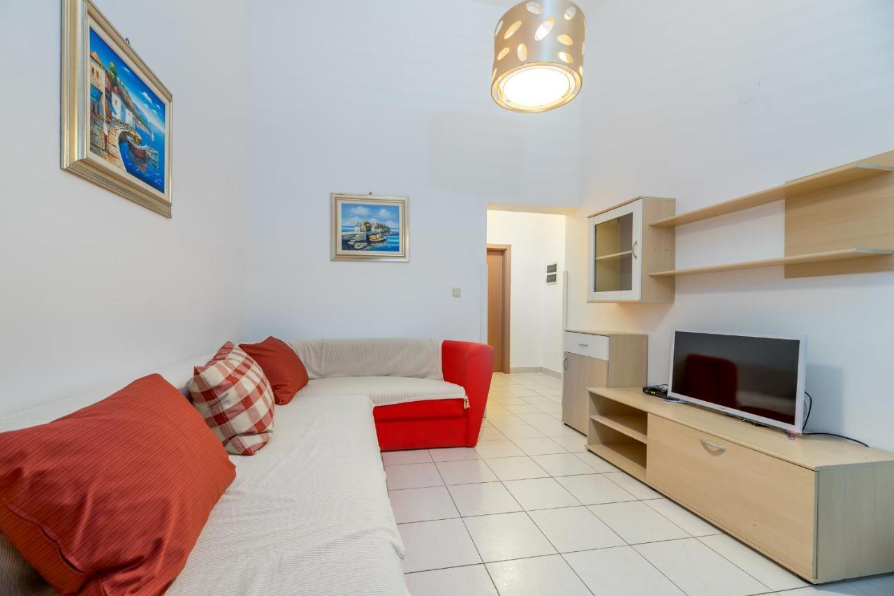 Apartments Melania & Antonia Baška Dış mekan fotoğraf