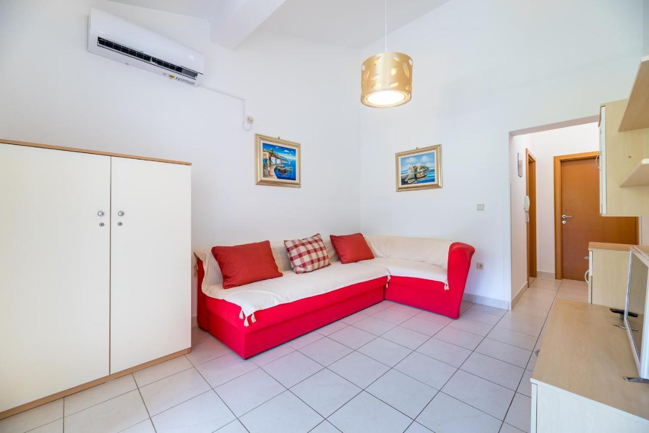 Apartments Melania & Antonia Baška Dış mekan fotoğraf
